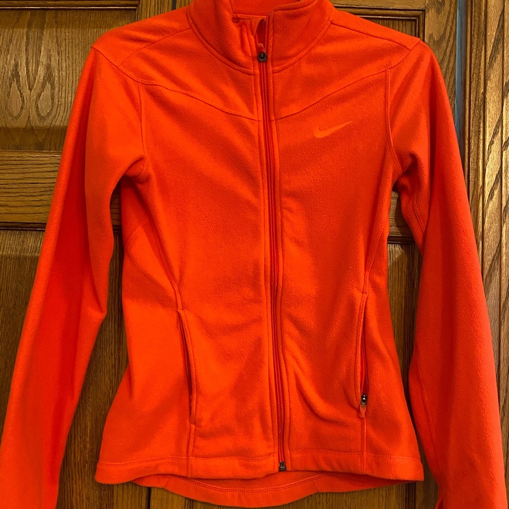 🌟NEW🌟 NIKE Coral Zip Up